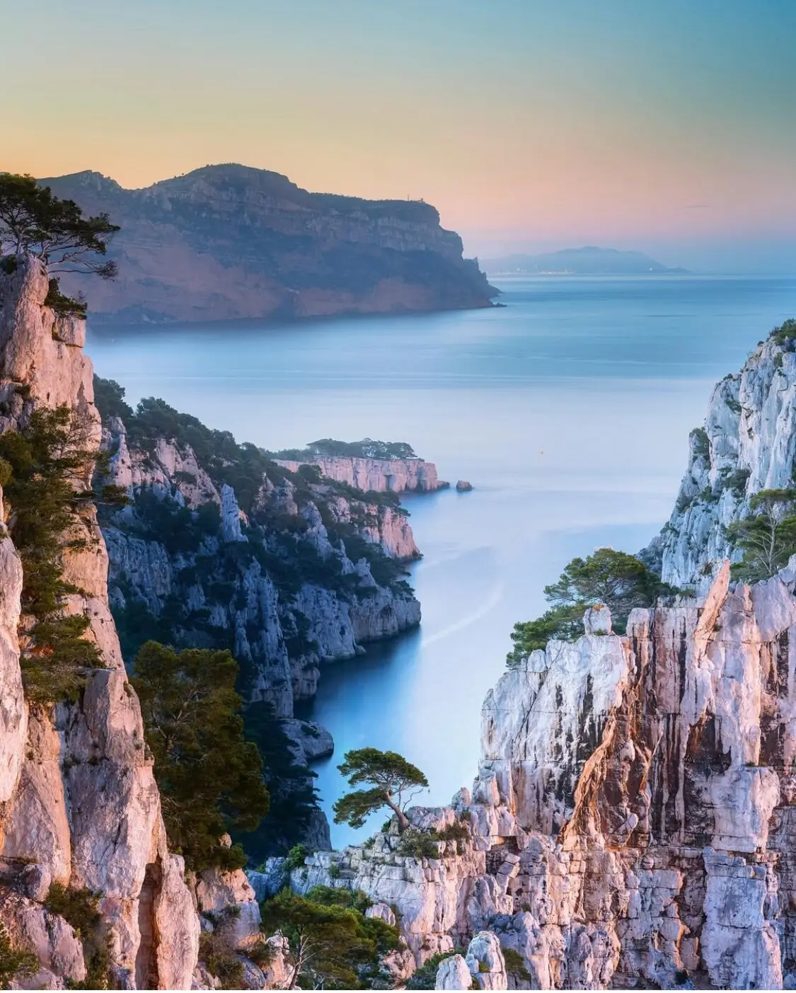 La calanque d’En-Vau et ses falaises blanches
